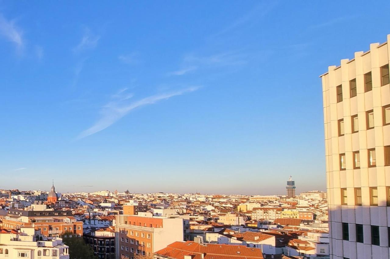 Plaza Espana & Gran Via Apartment Madrid Ngoại thất bức ảnh