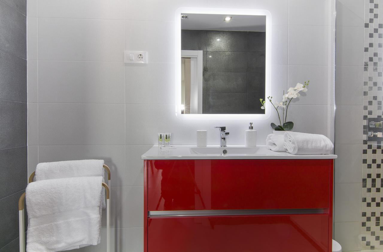 Plaza Espana & Gran Via Apartment Madrid Ngoại thất bức ảnh